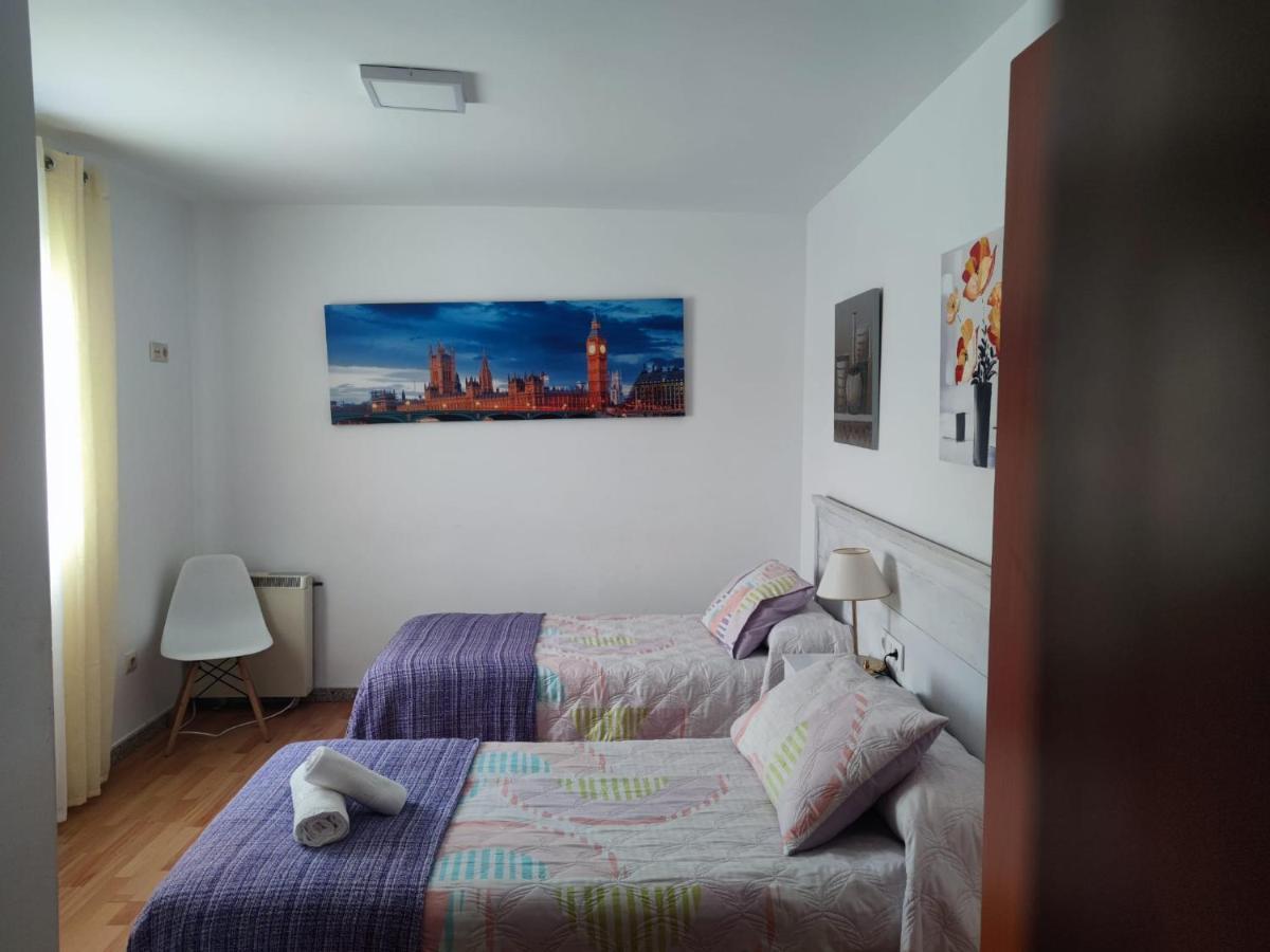 Apartamentos Turisticos Lemos O Pedrouzo Buitenkant foto